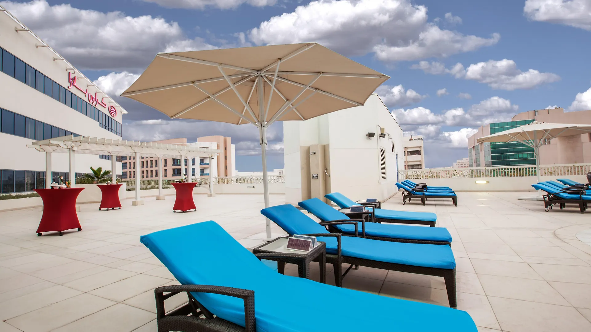 Crowne Plaza Dubai Deira By Ihg Hotel 5*,