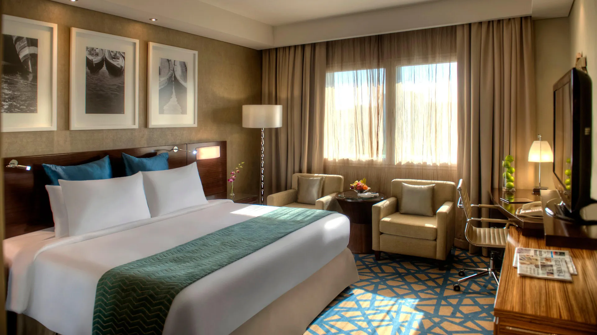 *****  Crowne Plaza Dubai Deira By Ihg Hotel United Arab Emirates