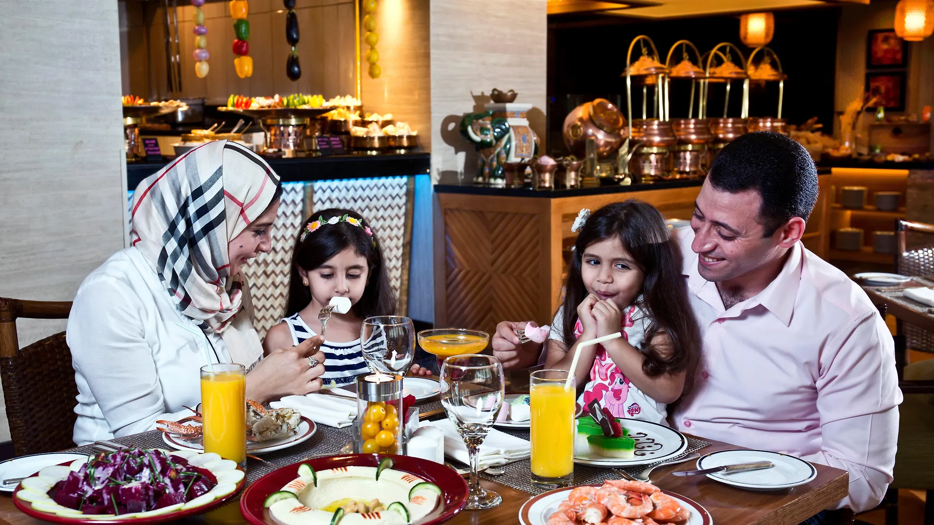 Crowne Plaza Dubai Deira By Ihg Hotel 5*,  United Arab Emirates