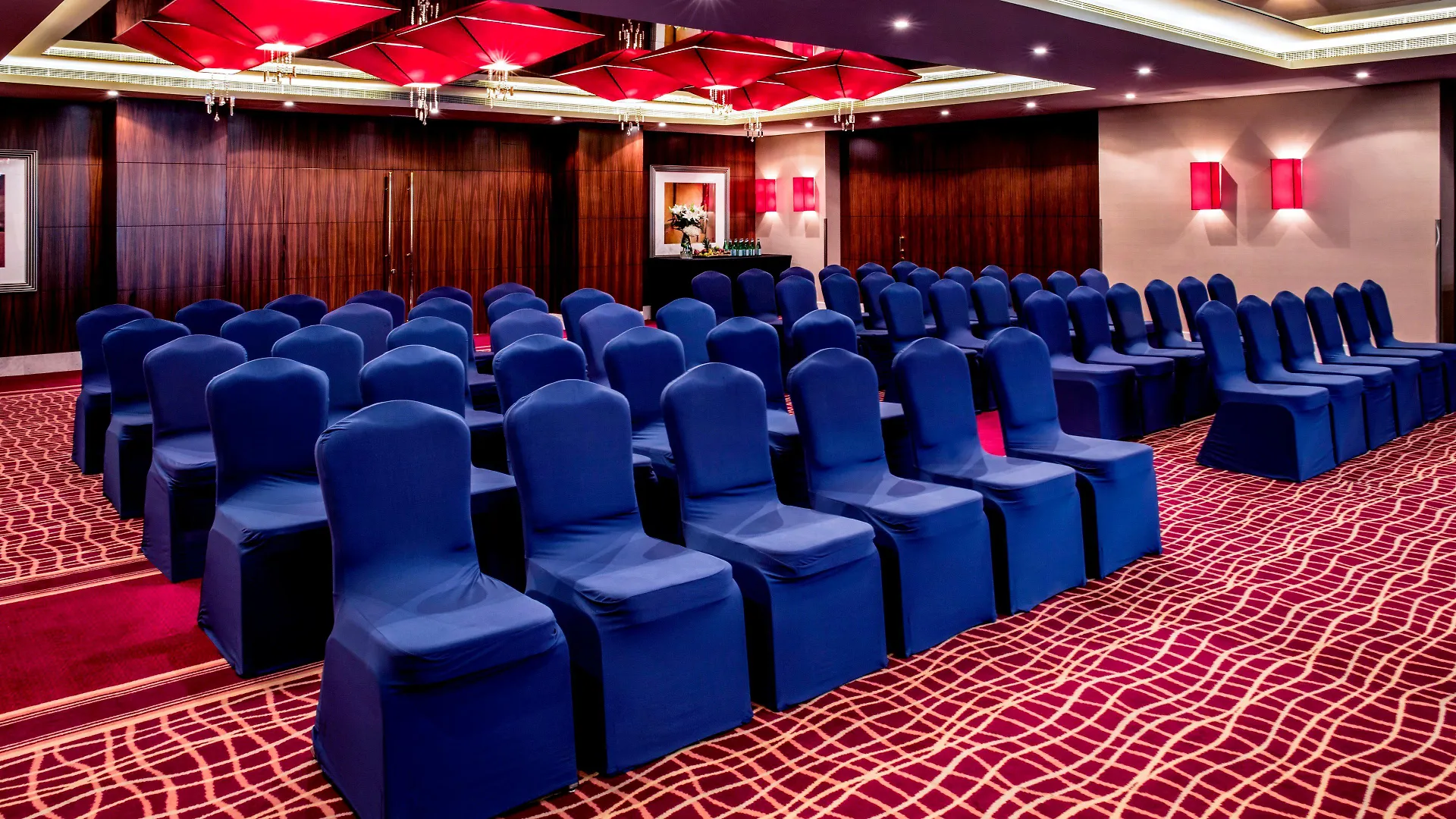 Crowne Plaza Dubai Deira By Ihg Hotel