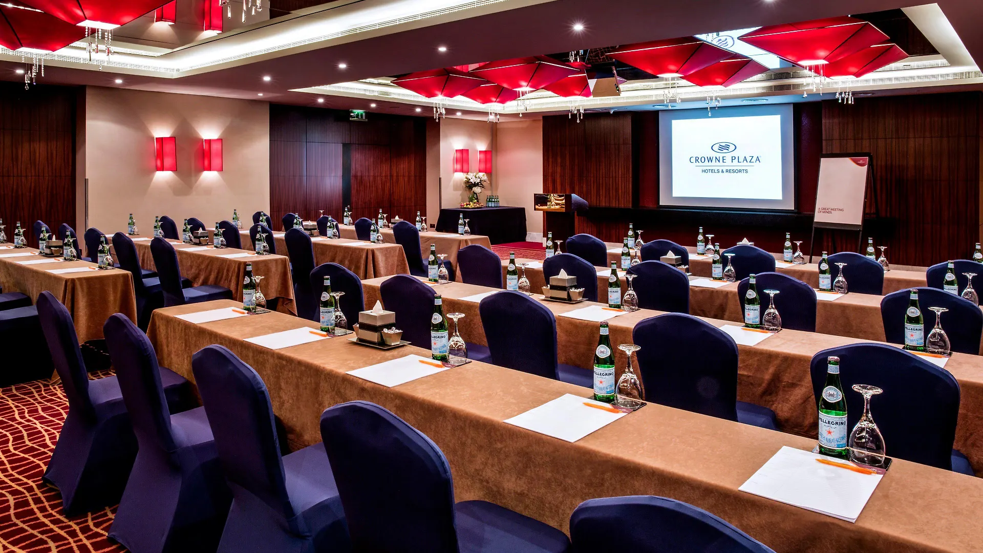 Crowne Plaza Dubai Deira By Ihg Hotel