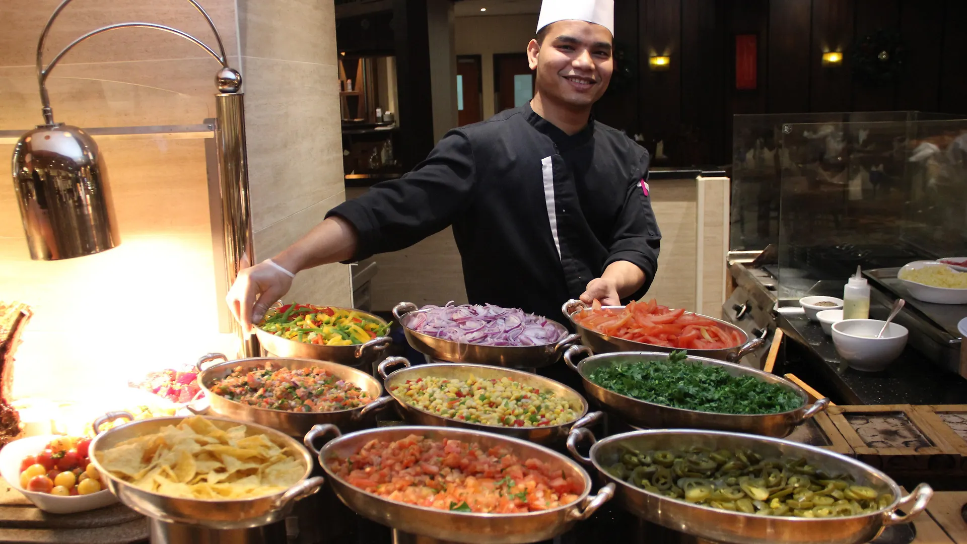 Crowne Plaza Dubai Deira By Ihg Hotel United Arab Emirates